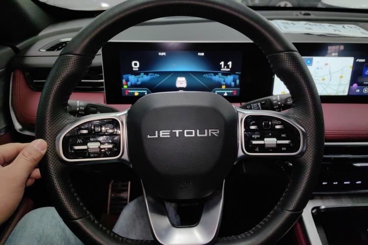Used JETOUR X70 PLUS 2023 1.6T DCT Stronger 5-Seater
