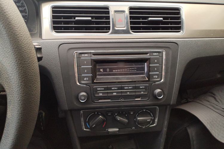 Used Volkswagen Santana 2013 1.6L Automatic Comfort Edition