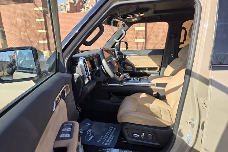 Used JETOUR Traveler 2023 2.0T All-Wheel Drive CrossPRO+