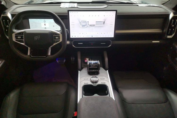 Used JETOUR Traveler 2023 2.0T All-Wheel Drive Conquer PRO