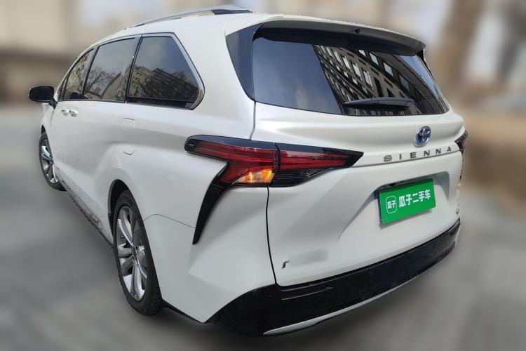 Used Toyota SIENNA 2023 2.5L Hybrid Deluxe Edition Rear Left 45 Deg