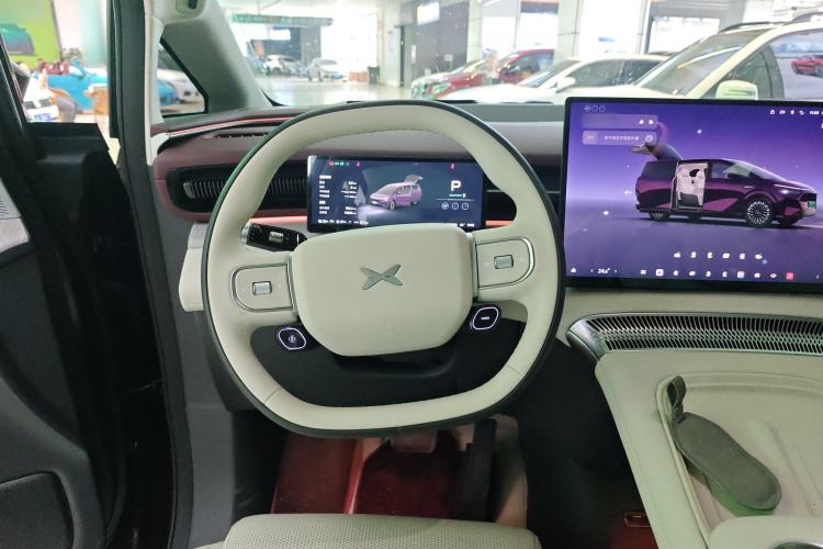 Used XPeng X9 2026 Model—Range-Extended Version 1602 Ultra Steering Wheel