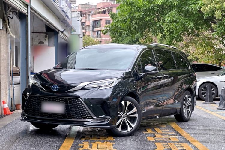 Used Toyota Granvia 2022 2.5L Hybrid Flagship Edition