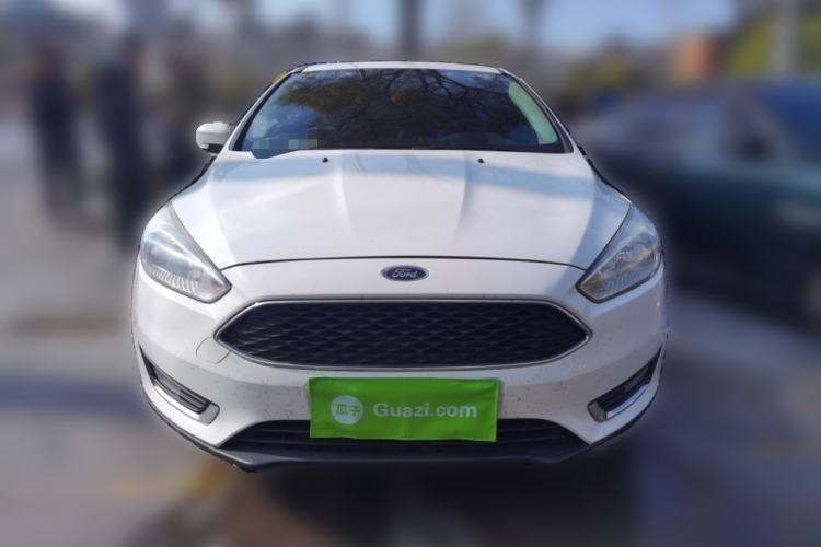 Used Ford Focus 2015 Hatchback EcoBoost 125 Automatic Supreme Style Edition