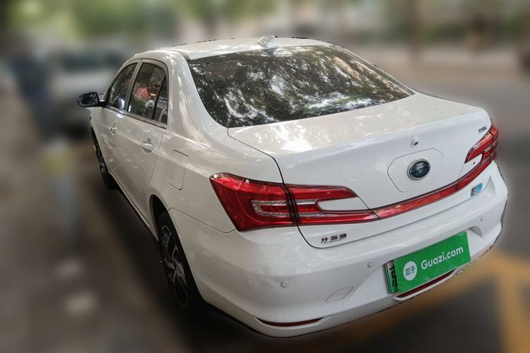 Used BYD Qin New Energy 2018 Qin EV450 Smart Connect Prestige Model
