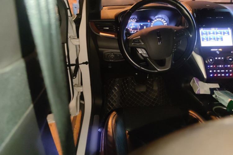 Used Lincoln MKC 2019 2.0T Four-Wheel Drive Luxury Edition China VI Standard
