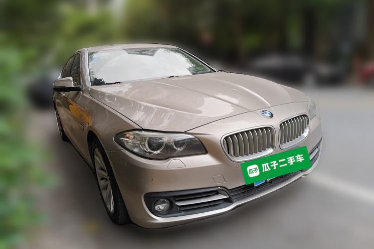 Used BMW 5 Series 2014 535Li Leading Model Front Right 45 Deg