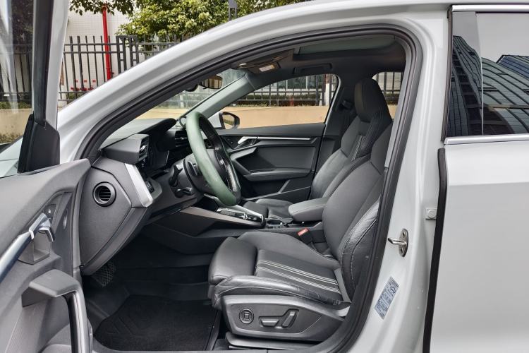 Used Audi A3 2021 Sportback 35 TFSI Fashionable Sports Model Interior 2