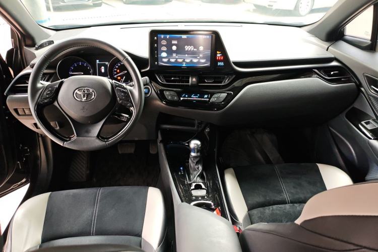 Used Toyota IZOA 2021 2.0L Yichi SPORT