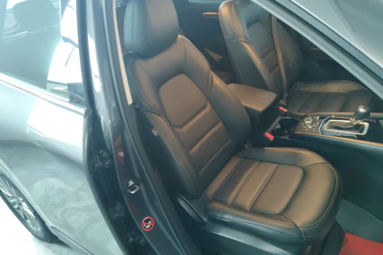 Used Mazda CX-5 2020 Revised Version 2.0L Automatic Two-Wheel Drive ZhiZun Trim Right Front Seat