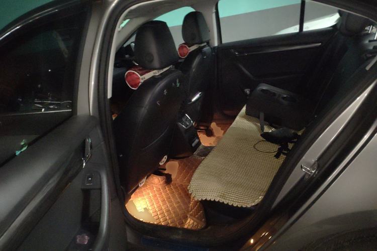 Used Skoda Octavia 2017 TSI280 DSG Smart Drive Edition Left Rear Seat