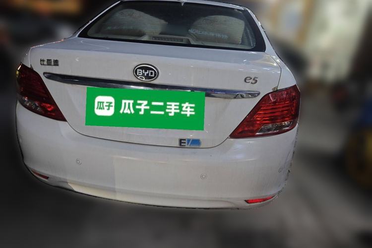 Used BYD e5 2017 300 e-Comfort Edition Rear