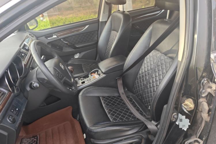 Used Zotye Z500 2015 1.5T Manual Luxury Model Left Front Seat