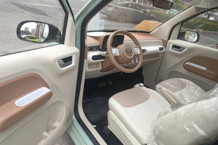 Used Wuling Hongguang MINIEV 2024 3rd Generation 215km Youth Edition