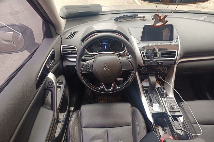 Used Mitsubishi Eclipse Cross 2019 1.5T CVT Two-Wheel Drive Dream Edition China VI Standard