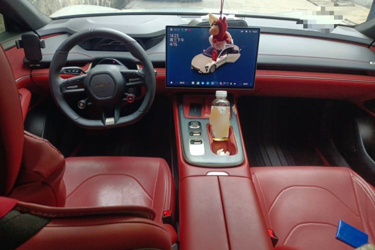 Used Xiaomi Auto SU7 2024 Rear-Drive Long-Range Intelligent Driving Version Center Console