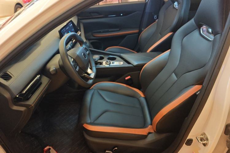 Used Changan UNI-V 2023 1.5T Premium Model