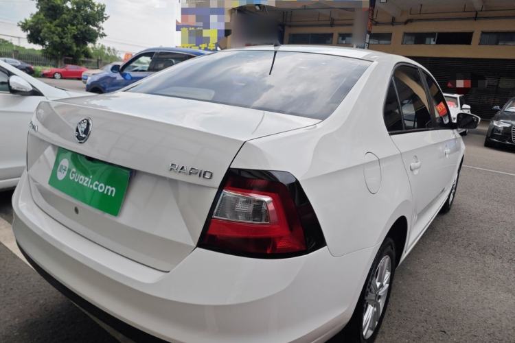 Used Skoda Rapid 2018 1.6L Manual Standard Edition Rear Right 45 Deg