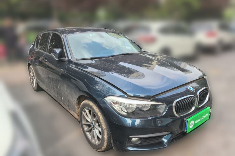 Used BMW 1 Series 2016 118i Leading Model Front Right 45 Deg