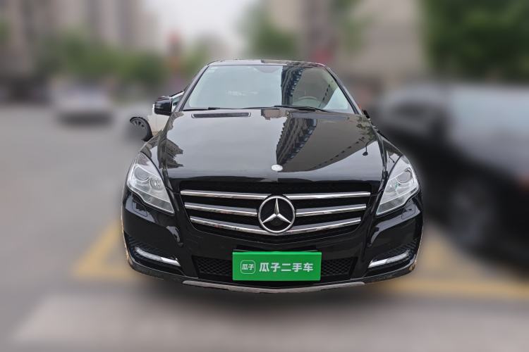 Used Mercedes-Benz R-Class 2017 R 320 4MATIC Business Edition Prestige Model
