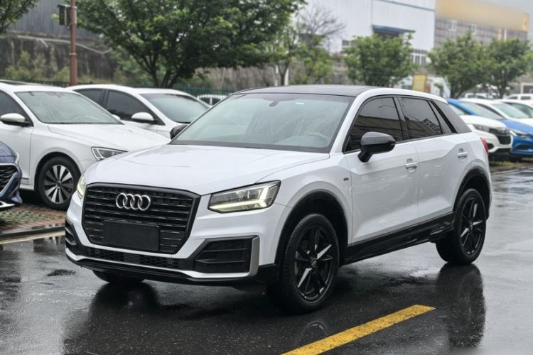 Used Audi Q2L 2021 35 TFSI Progressive Dynamic Edition Guazi used car, China used car export, Used car for sale, Used cars, Cheapest cars for sale