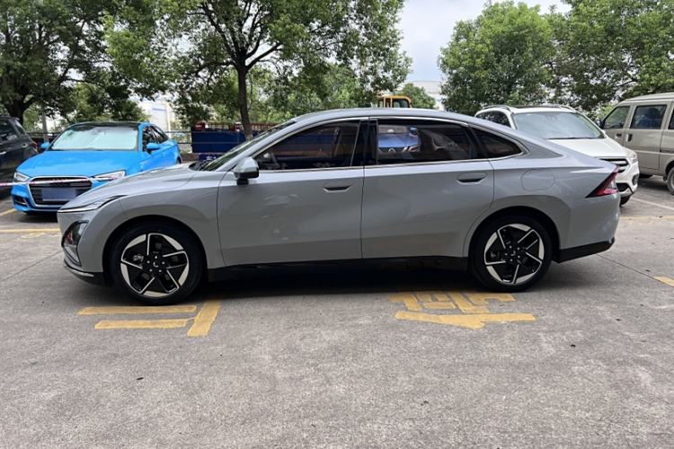 Used Wuling Xingguang 2024 Co-Creation Edition 510 Advanced Model
