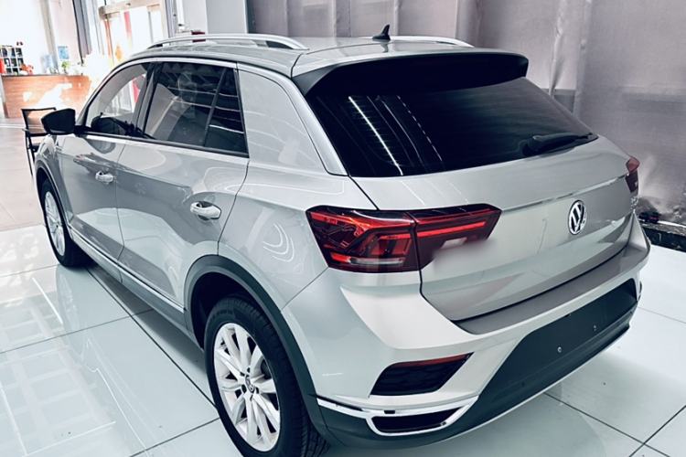 Used Volkswagen T-ROC 2018 230TSI DSG Two-Wheel Drive Advanced Version China V Standard
