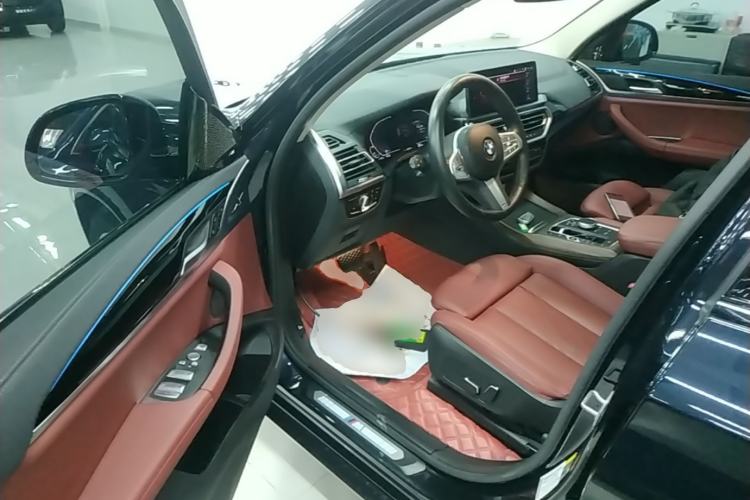 Used BMW iX3 2022 Updated Leading Version
