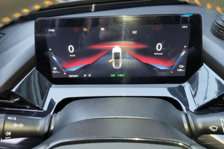 Used Oshan Z6 New Energy 2023 ZhiDian iDD 150KM Flagship PLUS Smart Parking Edition