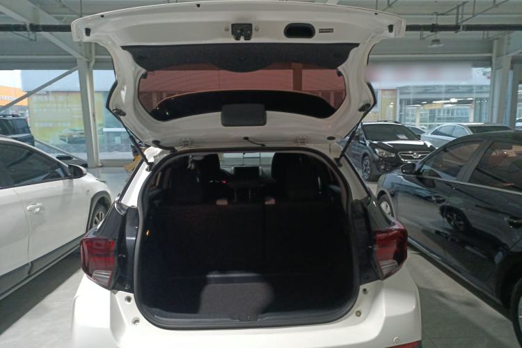 Used Toyota YARiS L Zhi Xuan 2020 X-Trail X 1.5L CVT Leading Edition