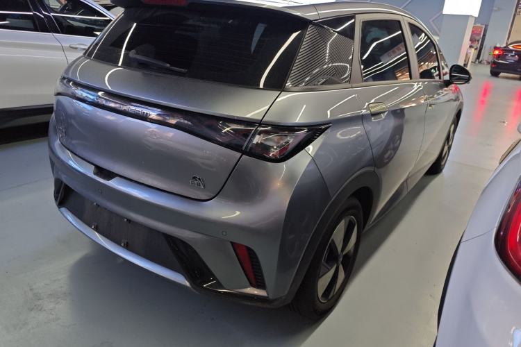 Used BYD Dolphin 2023 420 km Fashion Edition
