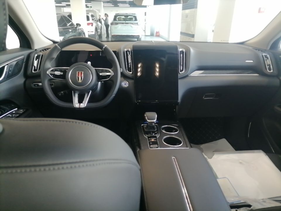 Hongqi HS3 PHEV 2025 Model 117km Jingwei Edition — снимка 12