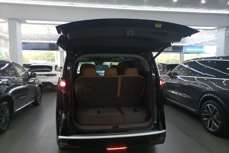 Used Denza D9 2024 DM-i 980 Four-Wheel Drive Prestige Model