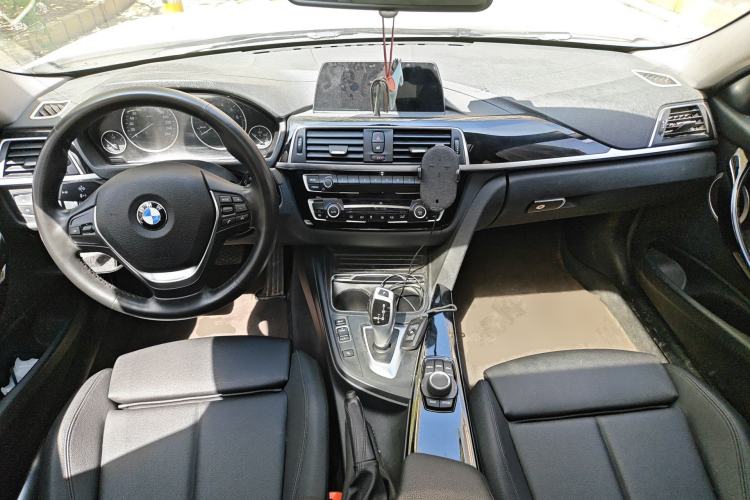 Used BMW 3 Series 2018 320Li Fashion Model Center Console