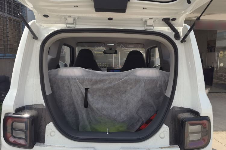 Used Geely Galaxy Panda 2025 210 km – Yuanqi Bear
