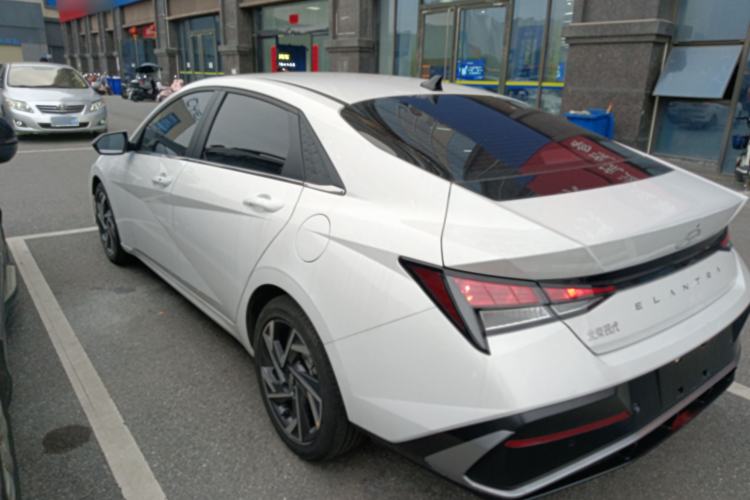 Used Hyundai Elantra 2023 1.5L CVT GLX Elite Edition
