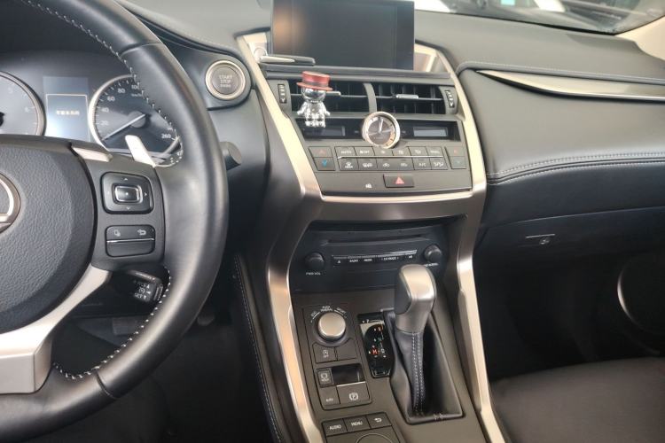 Used Lexus NX 2015 200T All-Wheel-Drive Fēngshàng Edition
