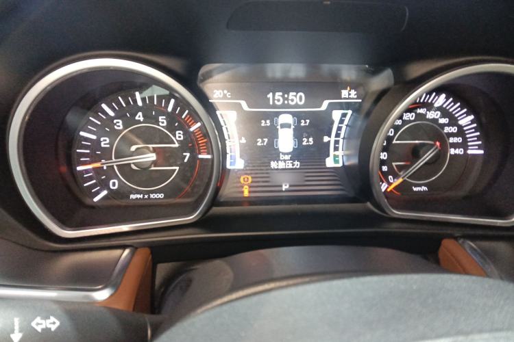 Used Jeep Grand Commander 2022 2.0T Four-Wheel Drive Luxury Edition
