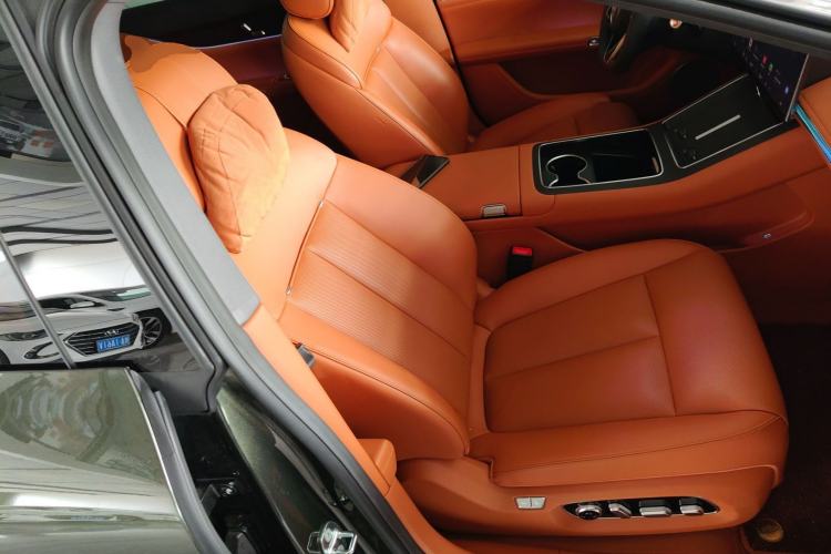 Used Hima S9T 2025 Model Range-Extended Ultra Long-Range Version Right Front Seat