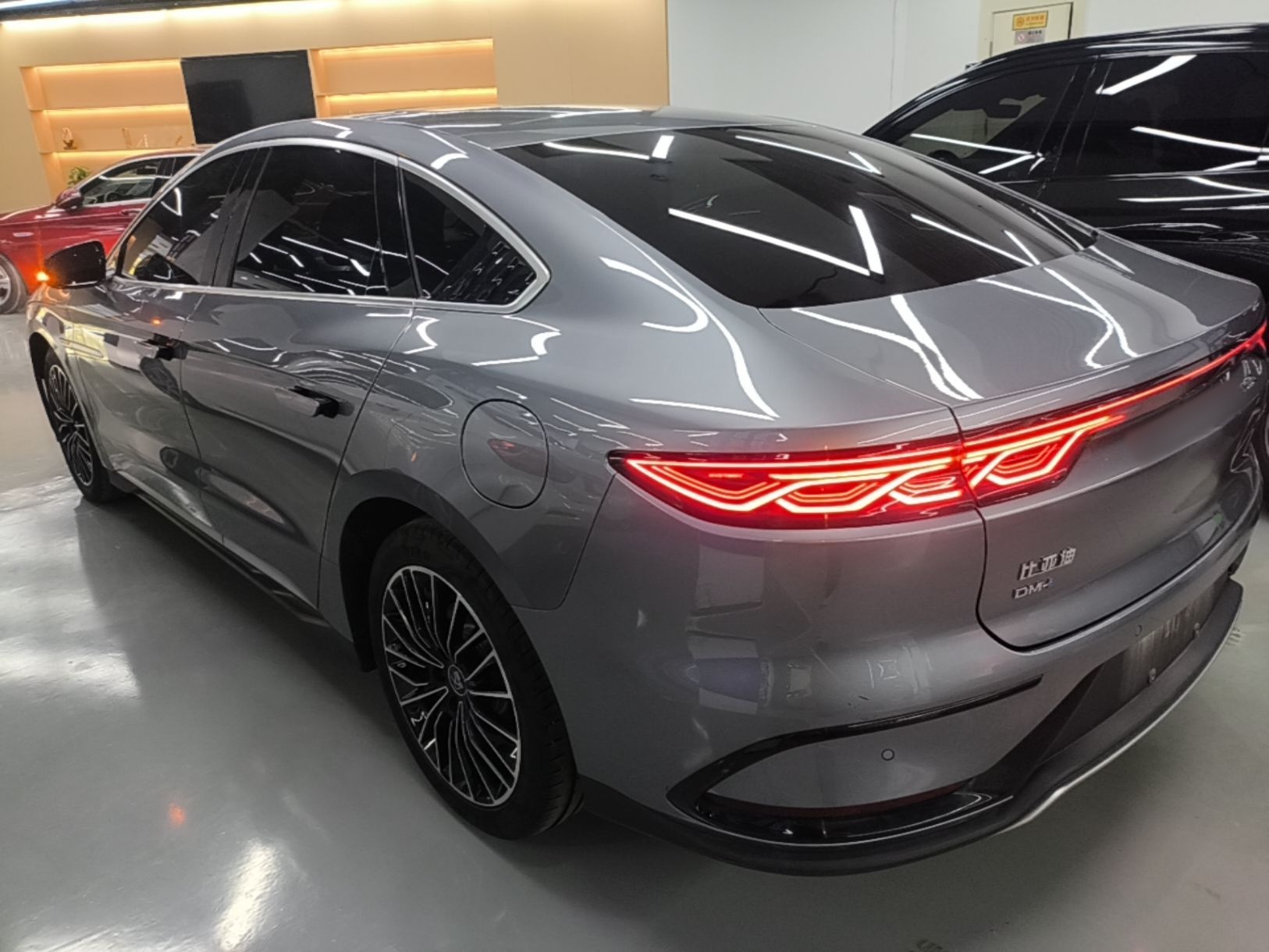 BYD Han 2024 DM-i Glory Edition 121KM Prestige Model - Executive — снимка 4