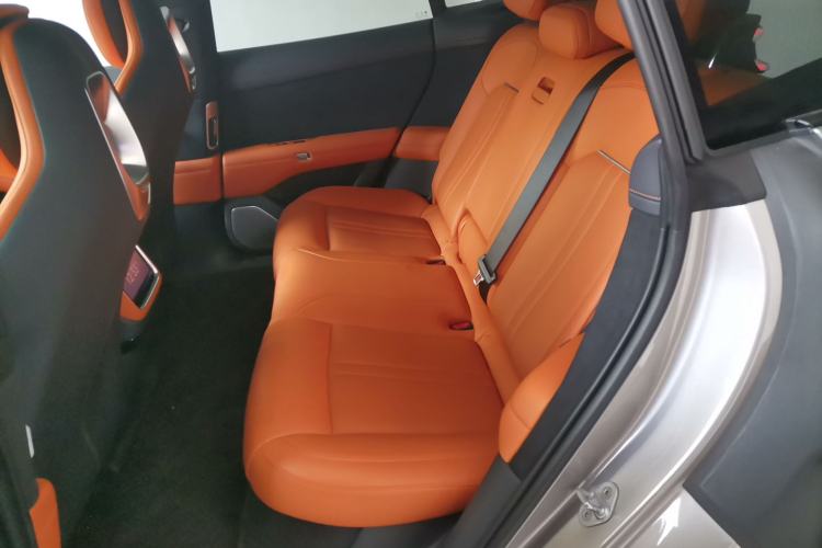 Used Xiaomi Auto YU7 2025 Ultra-Long Range Rear-Wheel Drive Version
