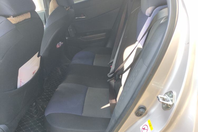 Used Toyota C-HR 2018 2.0L Leading with Sunroof China V Standard Left Rear Seat