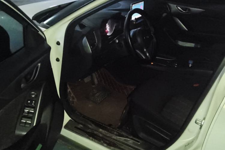 Used Mazda CX-4 2018 2.0L Automatic Two-Wheel Drive Blue Sky Dynamic Version China V Standard