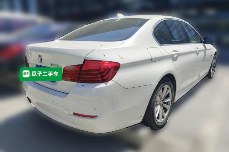 Used BMW 5 Series 2014 520i Elegant Edition Rear Right 45 Deg