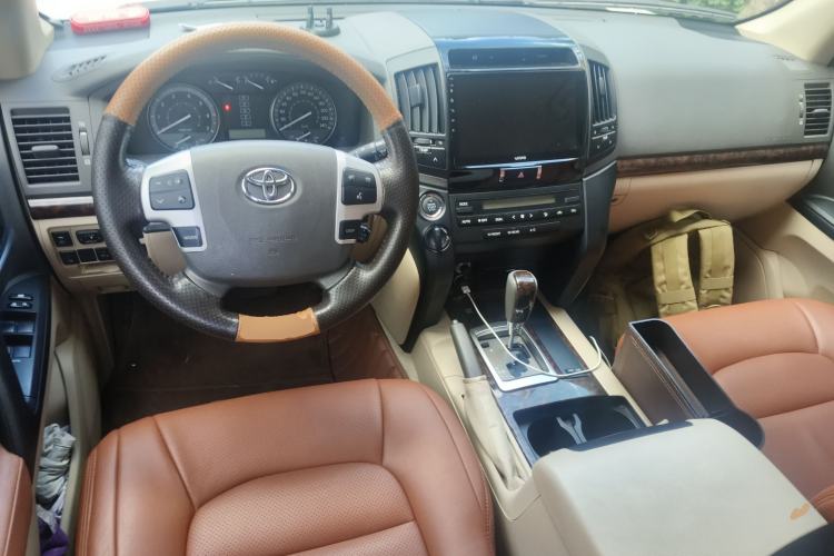 Used Toyota Land Cruiser 2014 4.0L Automatic Parallel Import Version 5 Seats
