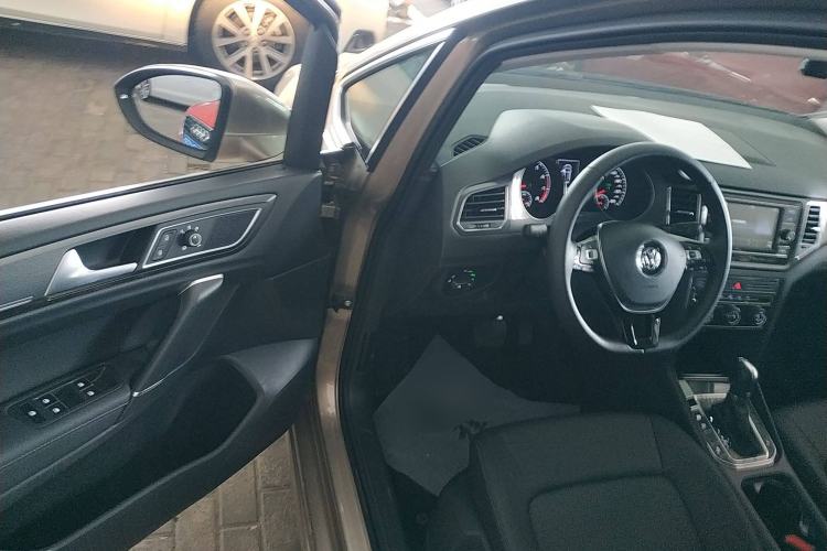 Used Volkswagen Golf Sportsvan 2018 230TSI Automatic Trend Edition