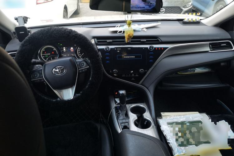 Used Toyota Camry 2019 Dual-Engine 2.5 HG Luxury Edition China V Standard