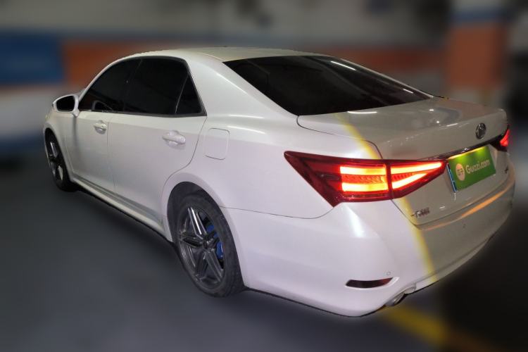 Used Toyota Crown 2018 2.0T Fashion Edition
