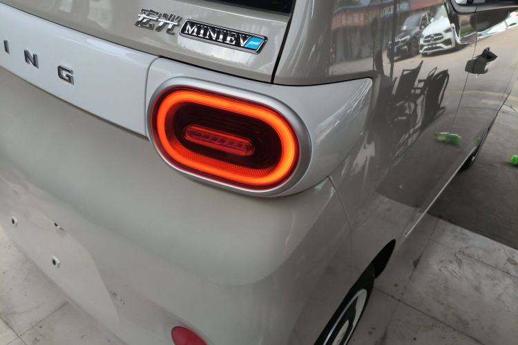 Used Wuling Hongguang MINIEV 2024 3rd Generation 215km Youth Edition