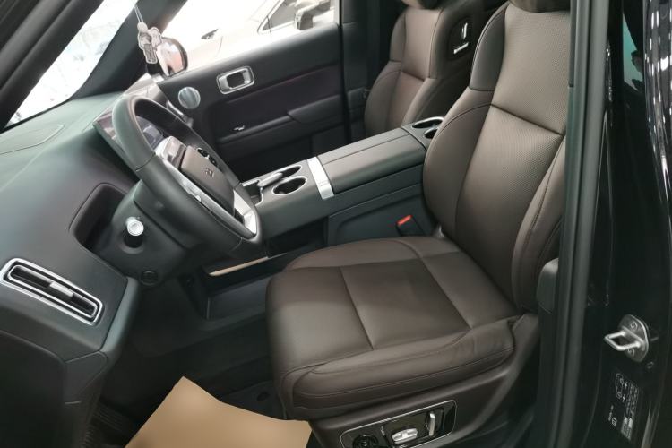 Used Li Auto L8 2023 Pro Model
